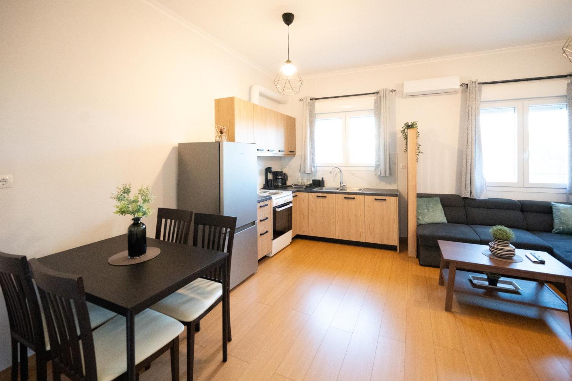 Christopher Central Home يانينة المظهر الخارجي الصورة
